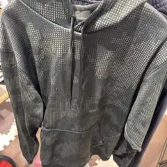 adidas フーディーパーカー