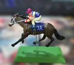 競馬フィギュア 5体セット - メルカリ