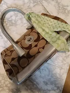 COACH シグネチャー トートバッグ ブラウン シルバーのサムネイル