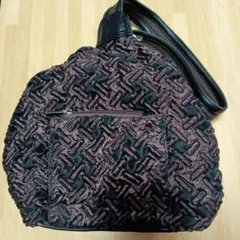 中古　エンボス加工ショルダーバッグ 黒茶