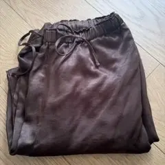 サテンイージーパンツ　GU gu