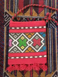 ヴィンテージ　ギリシャ製　ハンドメイドショルダーバッグ　トライバル柄