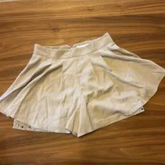 ベージュ フレアキュロット