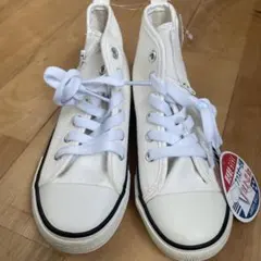 新品　キッズ　スニーカー　ハイカット　コンバース風　19センチ