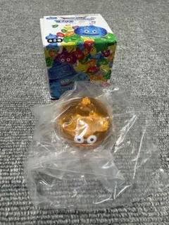 新品 クリスタルモンスターズ ダイヤカットバージョン1 スライムベス　ドラクエ