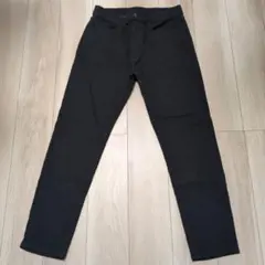 UNIQLO EZYジーンズ　ブラック　Lサイズ