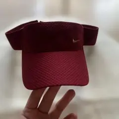 Nike バーガンディ バイザー