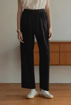 clane スラックス