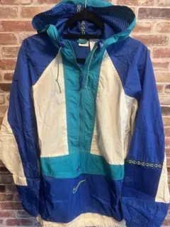 Nike フード付きナイロンジャケット