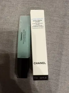 CHANEL イドゥラ　ビューティ　マイクロ　リップセラム