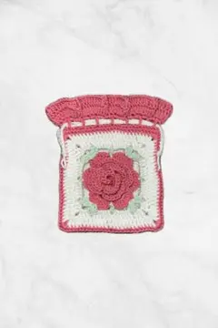 バラモチーフのかぎ針編み巾着袋　ハンドメイド　グラニースクエア　モチーフ
