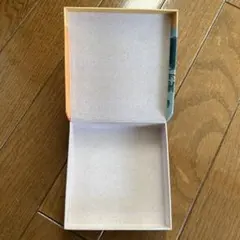 L'Occitane 空き箱　ロクシタン