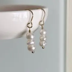 高品質淡水パールサージカルステンレスピアス（ノンホールピアス）ゴールド