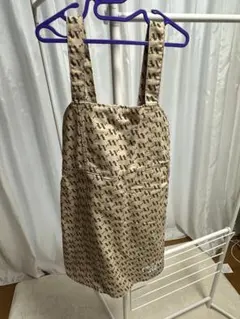 ANAP ベージュ ロゴ入り ジャンバースカート