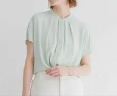 新品 23区洗えるバックサテンアムンゼンパール ブラウスサイズ44ミントグリーン