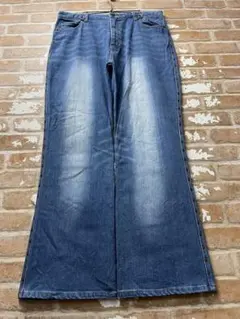 フレアデニム　y2k デニム　ブーツカット　グランジ　ヒゲ　オーバーサイズ