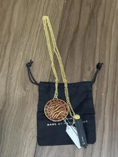 MARC BY MARC JACOBS ゴールドネックレス