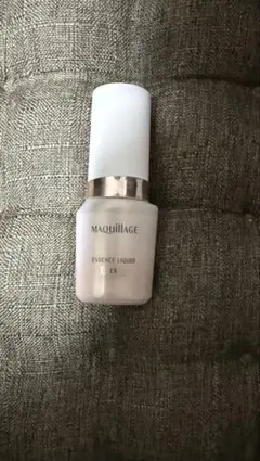 MAQuillAGE エッセンスリキッド EX 00