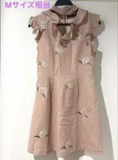 Lily brown フリルフラワーワンピース　ピンク　刺繍　ビジュー