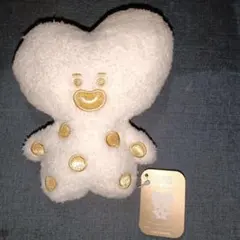 BT21 TATA ぬいぐるみ ハート型
