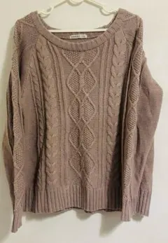 continuer de NICE CLAUP ベージュ ケーブルニット