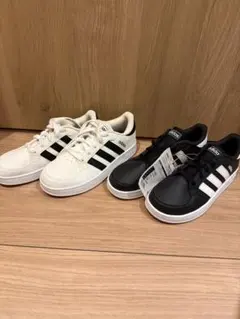 2026年最新】adidas 22cmの人気アイテム - メルカリ