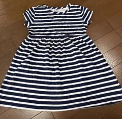 Old Navy ボーダー柄 半袖ワンピース 4Tのサムネイル