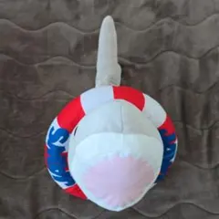 サメのぬいぐるみ 浮き輪付き