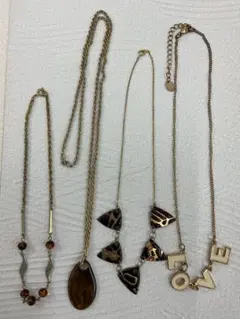 20.186【ネックレス　4本セット】アクセサリー　ゴールドカラー 個性的