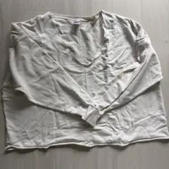 ONEITA アイボリー Vネック トレーナー