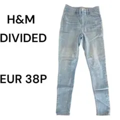 H&M DIVIDED スキニーデニムパンツ ライトブルー EUR 38Pのサムネイル