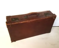 Item thumbnail for item 1971d3be-7d2a-488b-88ed-e9d4c03dfce5