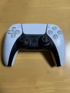 PlayStation5 コントローラー ホワイト/ブラック ジャンク品