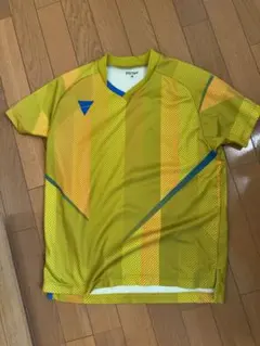 8000円ほどで購入 VICTAS 卓球ウェア イエロー/オレンジ
