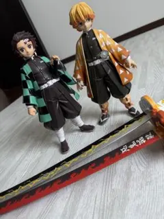 鬼滅の刃 フィギュア 炭治郎 善逸 日輪刀2本 セット売り