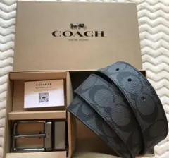 新品コーチCOACH シグネチャーフリーサイズリバーシブルベルトギフト箱付き
