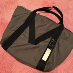 マークバイマークジェイコブス　ロゴ入りボストントートバッグ