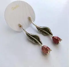 新品　ゾーラ　Zoule Tulips ピアス チューリップ 花　レッドのサムネイル