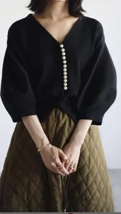 ビッグパールボタンカーディガン／ボンジュールサガン（BONJOUR　SAGAN）