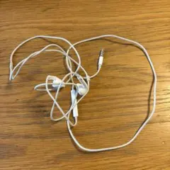 【美品】Apple EarPods Lightningイヤホン（純正）