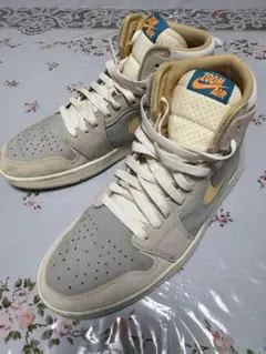 Nike Air Jordan 1 High Zoom CMFT 2のサムネイル