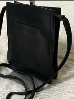 LAUTREAMONT 厚本革　ショルダーバッグ斜め掛け　クロスボディーブラック