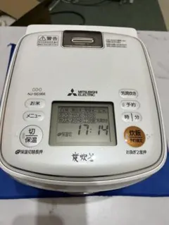 MITSUBISHI IH 炊飯器 シルバー　ほぼ新品　長期自宅保管品　三菱 MITSUBISHI IH 炊飯器 シルバー ほぼ新品 長期自宅保管品 三菱