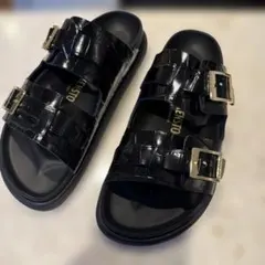 美品　フェンディ　グロッシー ブラックネオプレーン　サンダル ズッカ柄 FENDI フェンディ ズッカ柄 サンダル - メルカリ