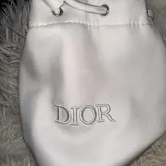 Dior ホワイト ノベルティーポーチ