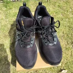 アシックス ランニングシューズ 28