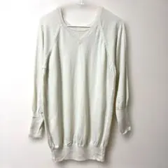 セーター　白　サイズ M ポリエステル 薄手　シンプル　丈長め