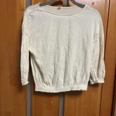 UNIQLOアイボリー ７分袖 カットソー