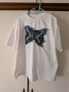 蝶刺繍 ホワイト オーバーサイズTシャツ