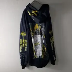 E25　パーカー